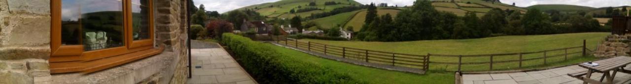 Nant-Y-Glyn Villa Llandrindod Wells Exterior photo